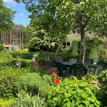 فندق مبيت وإفطار Logies Tuin Der Zinnen